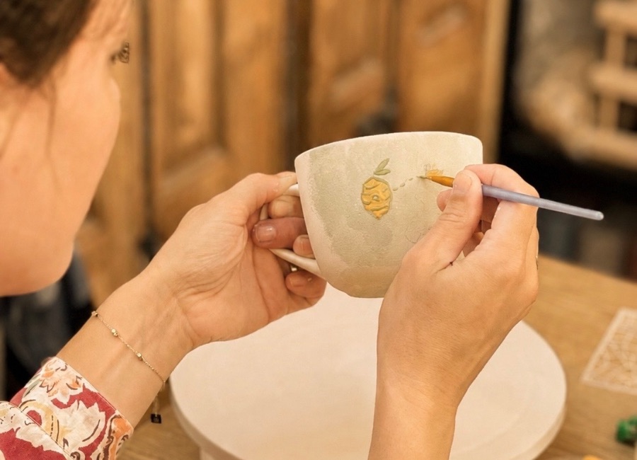 Taller de pintura de ceràmica a Barcelona